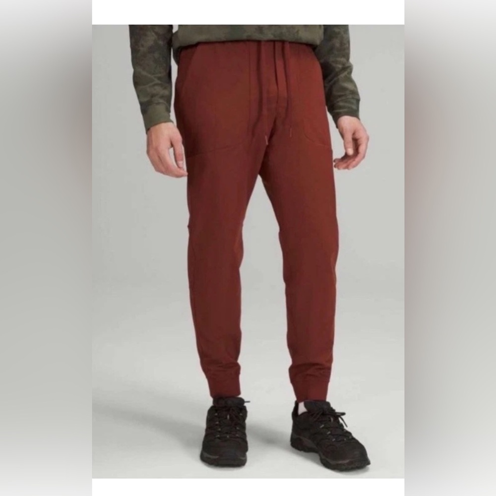 Men’s Lululemon ABC Joggers - Burgundy